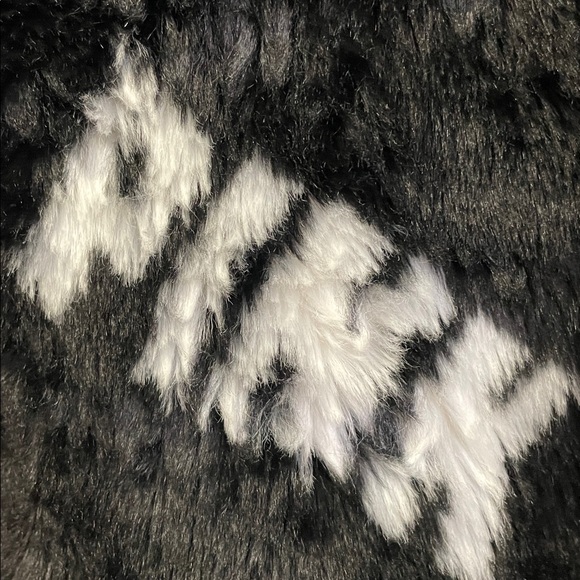 Victoria Secret PINK Hoodies with Plush Lining. - Picture 8 of 16